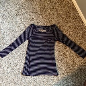 Lululemon long sleeved shirt - Size 4